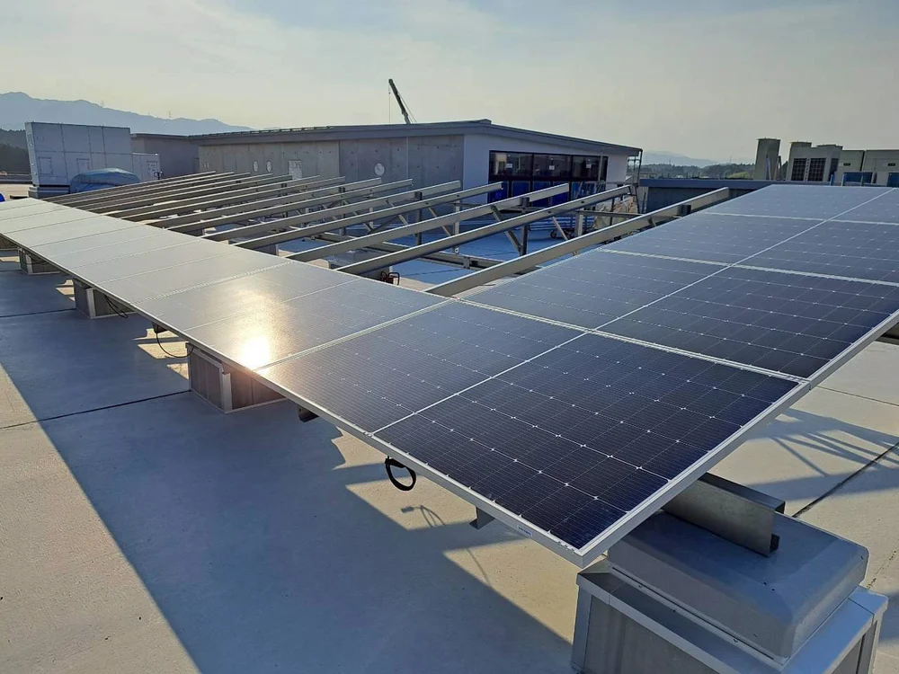 太陽光発電設備の現場